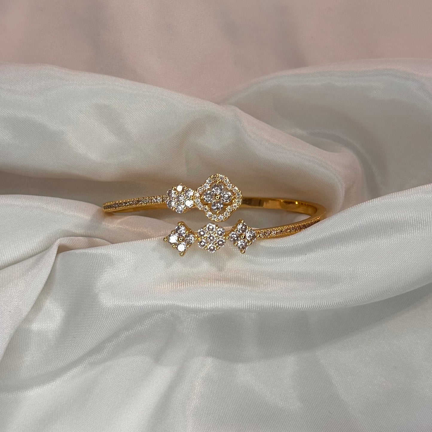 Safiya armband