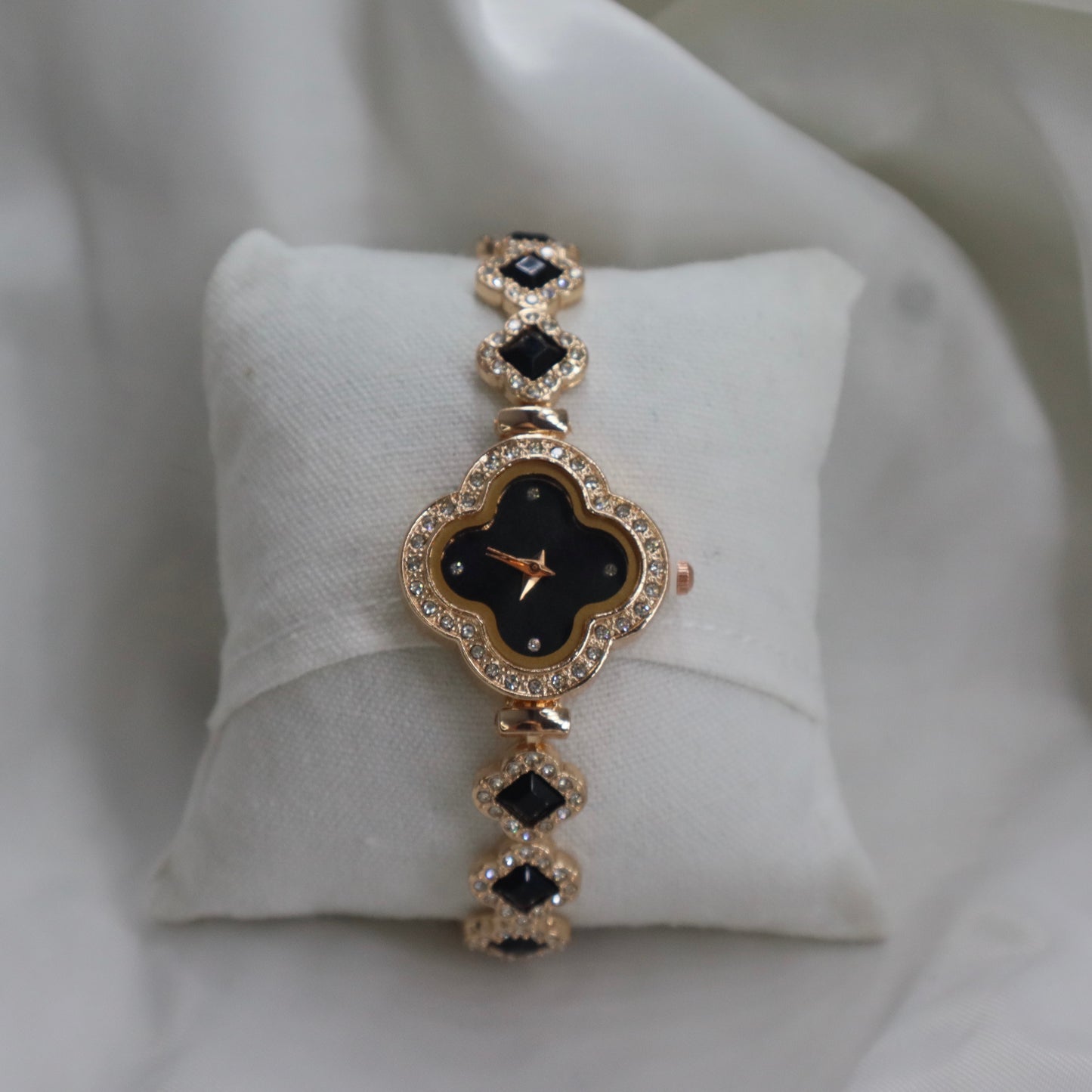 Rose klaver horloge